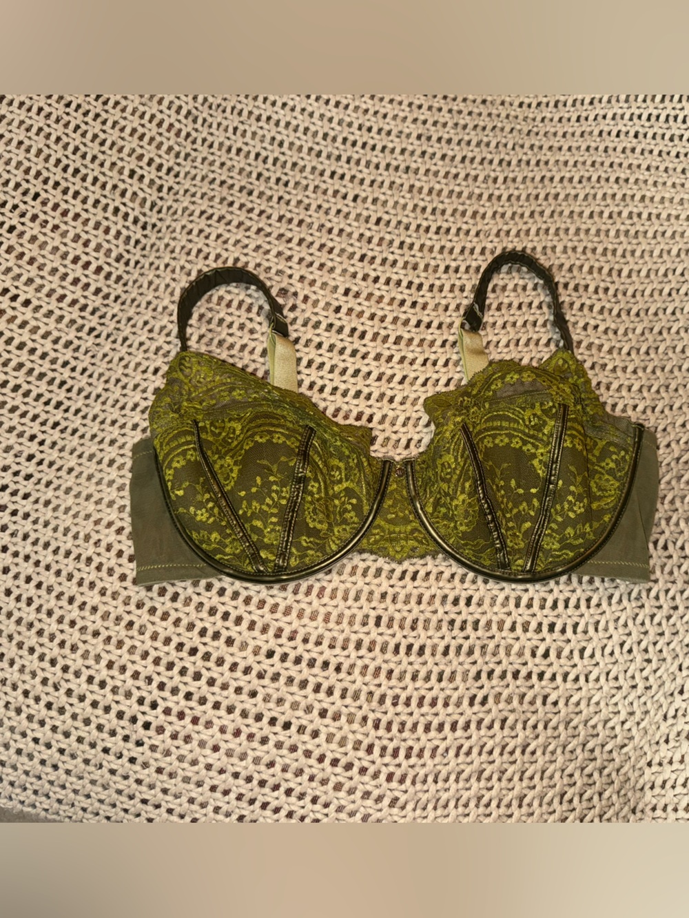 Adore me Paloma Contour Bra green 38 G ***new without tags - Picture 5 of 7